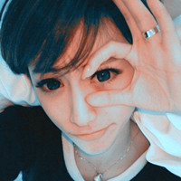 有些爱由冲动开始_意境时尚女生QQ头像