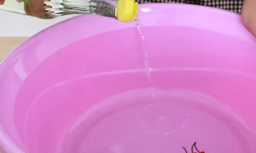 胶皮拖鞋怎么清洗 胶皮拖鞋怎么清洗