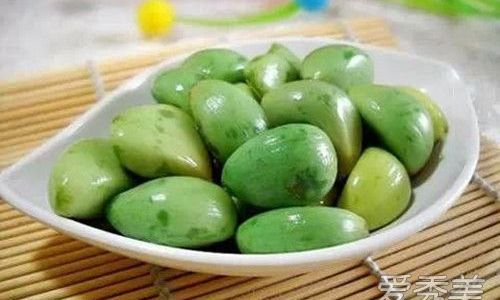 腌腊八蒜又脆又绿的方法 腌腊八蒜又脆又绿的方法