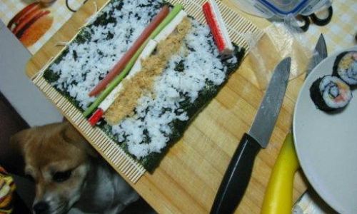 用竹帘怎样卷寿司 用竹帘怎样卷寿司