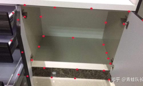 柜子里面有蟑螂怎么办 柜子里面有蟑螂怎么办