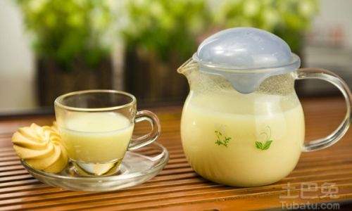 热豆浆能不能直接放入冰箱中 热豆浆能不能直接放入冰箱中